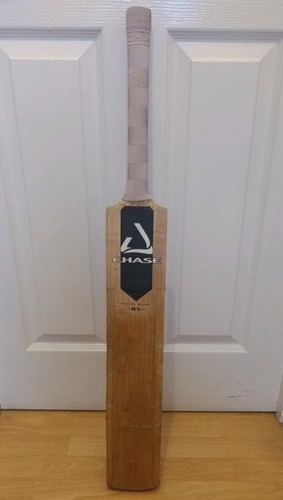 Chase cricket bat - chase, r1