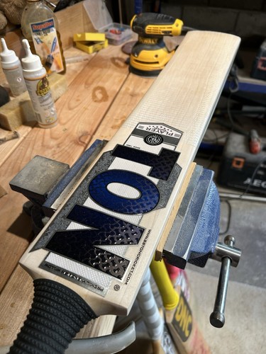 Lightweight ton cricket - sh,