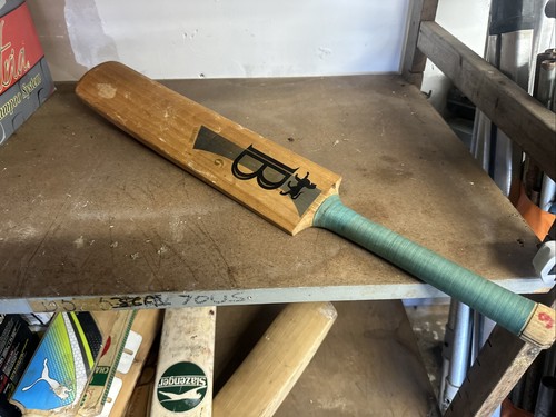 Bradbury classic cricket - bradbury,