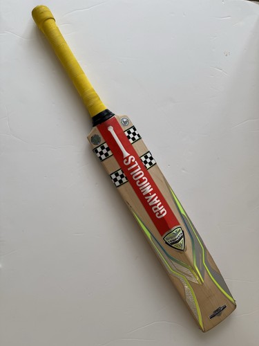 Gray nicolls tempesta 300 - nicolls,