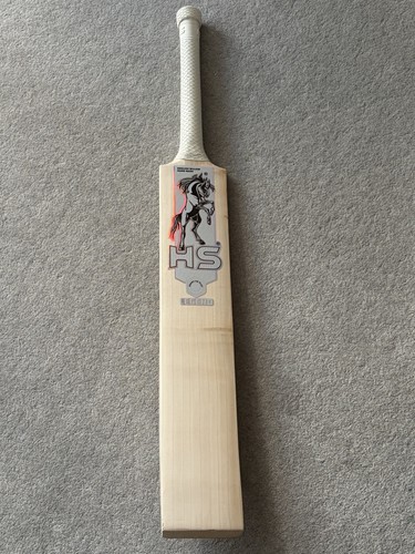 Legend cricket bat 2lb - hs,