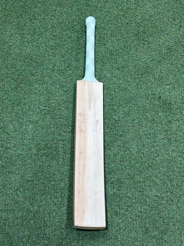 Cricket station plain players - plain,