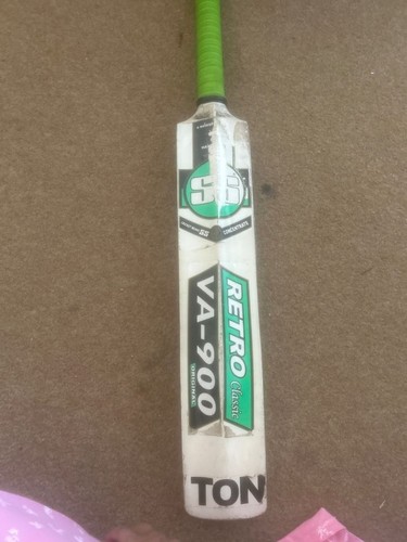 Ton cricket bat retro - retro, classic