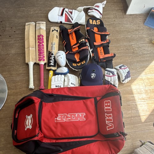 Full cricket kit including - , 3