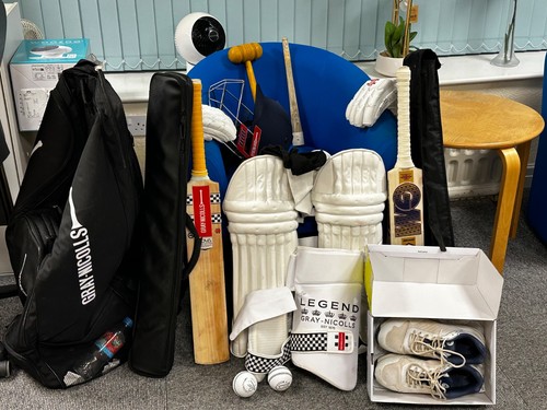Premium cricket kit with - kit,