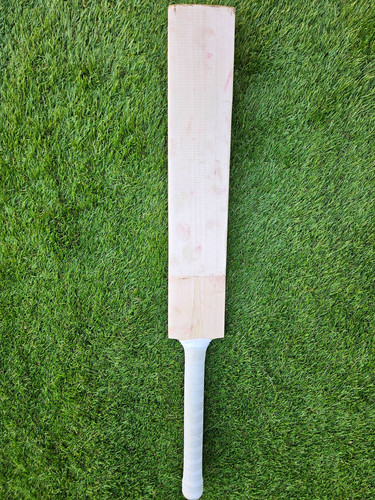 Grade custom made cricket - made,