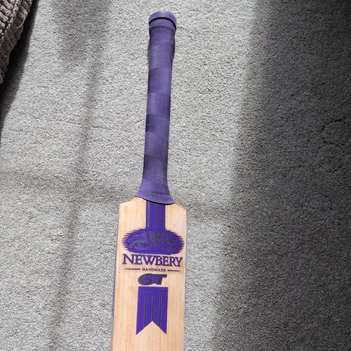 Genuine newbery sps cricket - newbery,